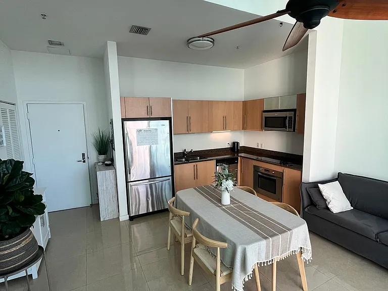 300 S Biscayne Blvd #4003 — Photo 5
