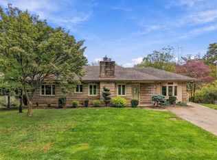 205 Woodside Dr, Washington, PA 15301