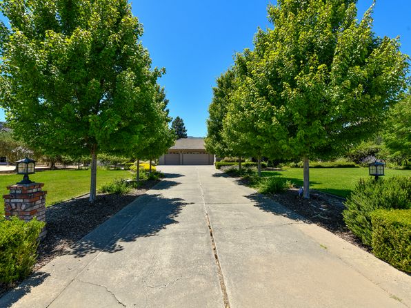 1269 Victoria Dr