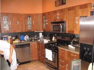 21 W 40th St, Bayonne, NJ 07002