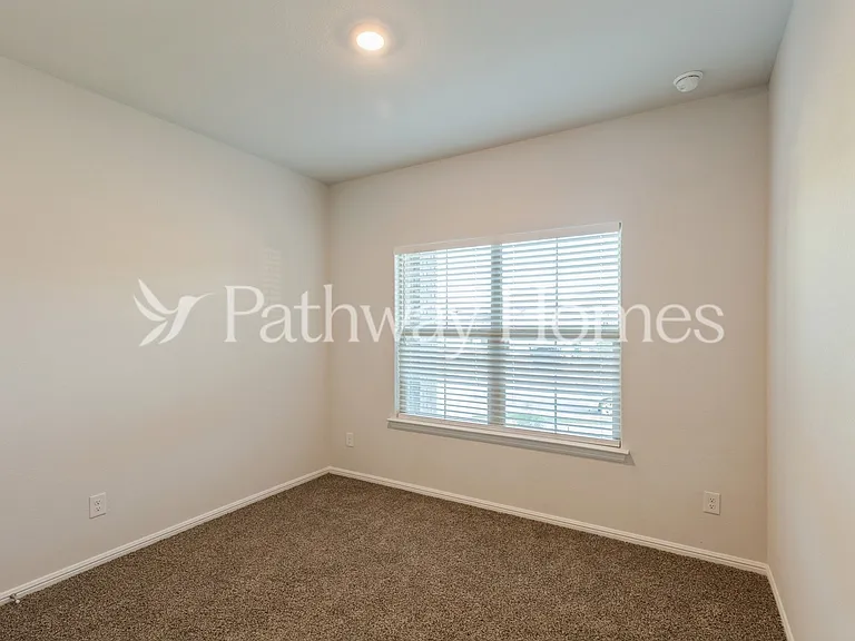 9732 New Bern Dr — Photo 3