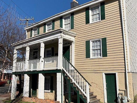 2nd image of 2228 Cedar St