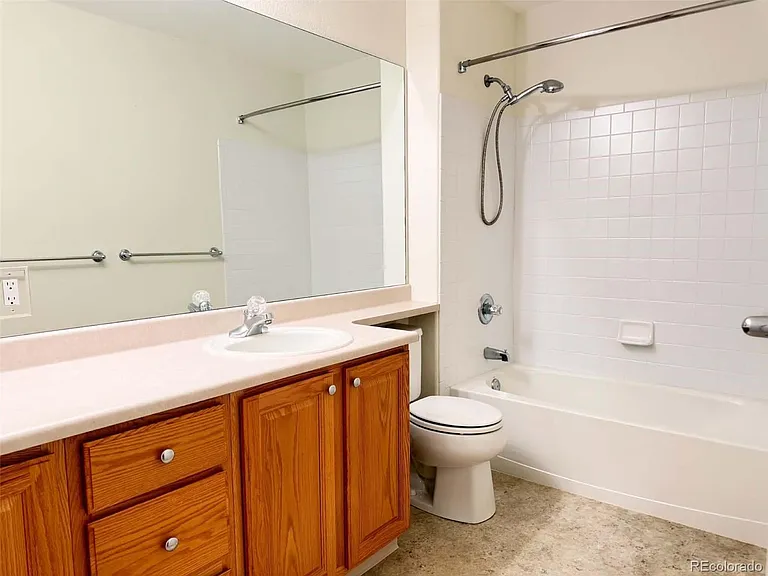 5922 Instone Cir — Photo 12
