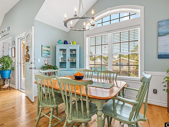 4th image of 2033 Yorktown St Lot 1342