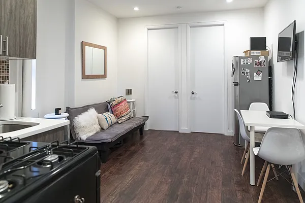 Rented by Kahen Properties | media 24