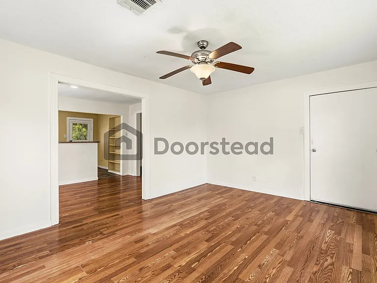 6517 Texarkana St — Photo 14