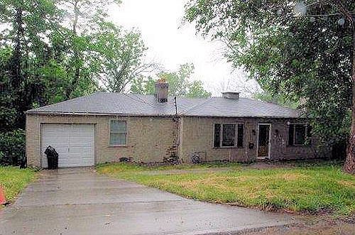 1st image of 3679 Fyffe Ave
