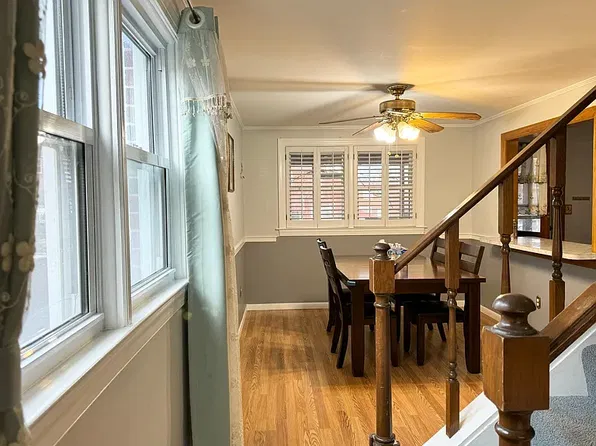 942 Circle Dr, Baltimore, MD 21227