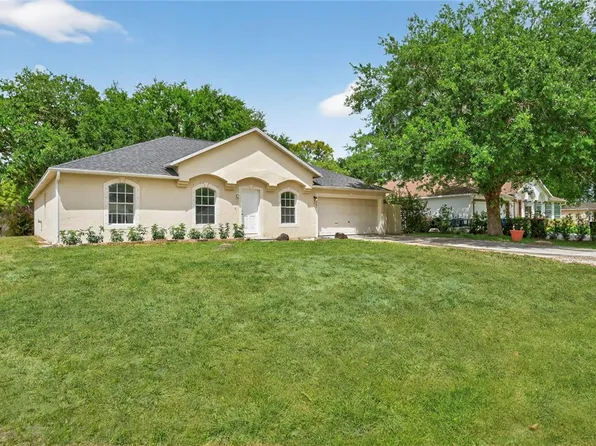 8765 105th Ct, Vero Beach, FL 32967