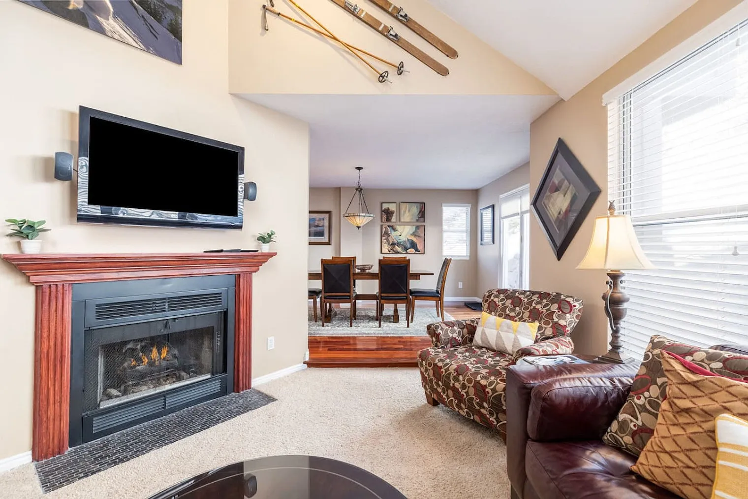4 bed, 3.0 bath, $7,413 — Photo 3