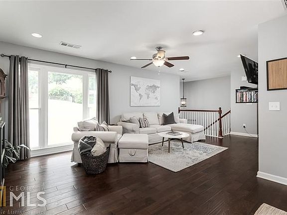 4th image of 3342 Creatwood Trl SE