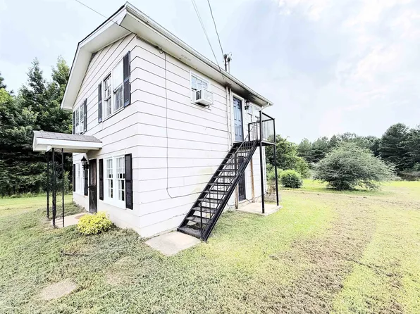 8921 Frankfort Rd, Tuscumbia, AL 35674
