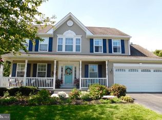 253 Spyglass Hill Dr, Charles Town, WV