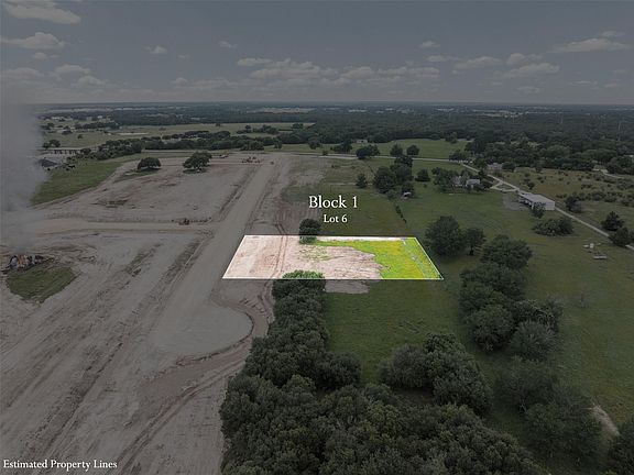 3rd image of 5461 Whispering Willow Dr