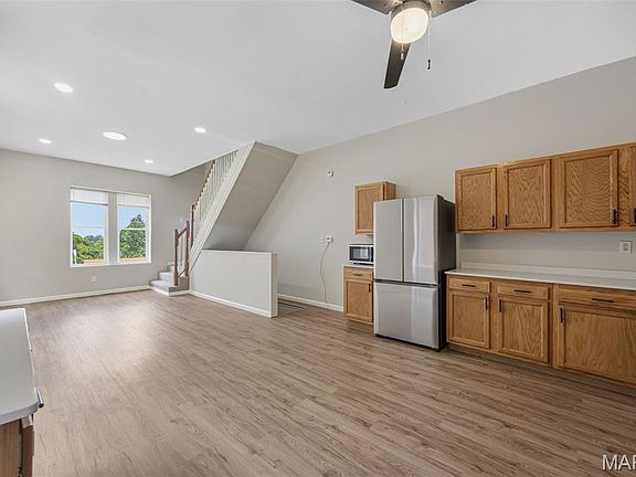 4th image of 8422 Michigan Ave
