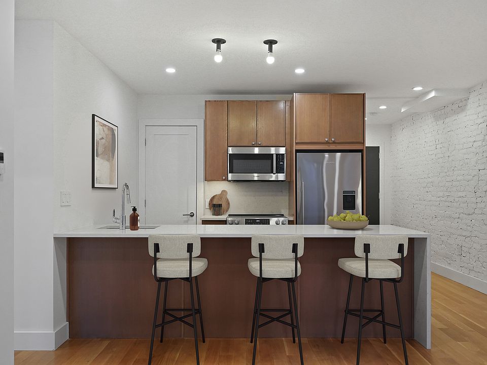 1st image of 156-158 2nd Ave #2B