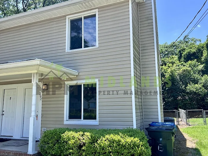 208 S Cromwell St #E — Photo 5