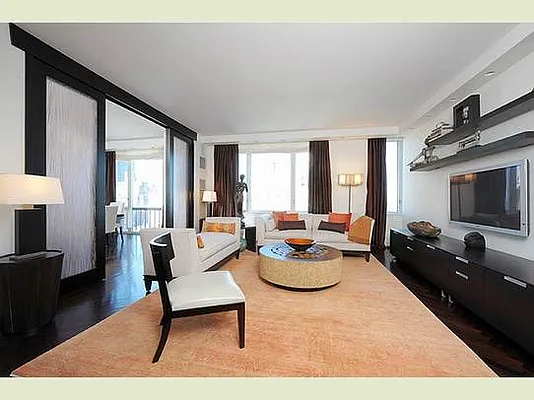 Sold by Stribling | media 3