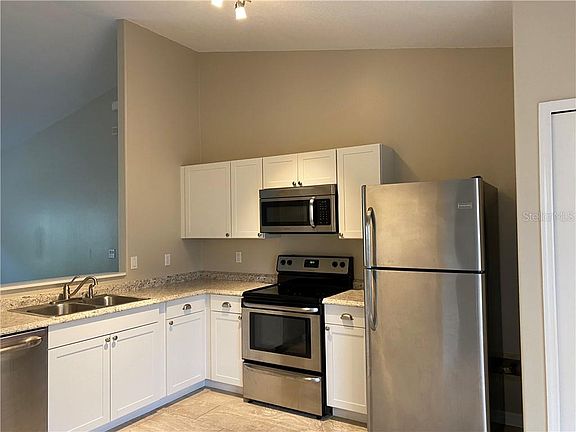 4th image of 3684 Becontree Pl