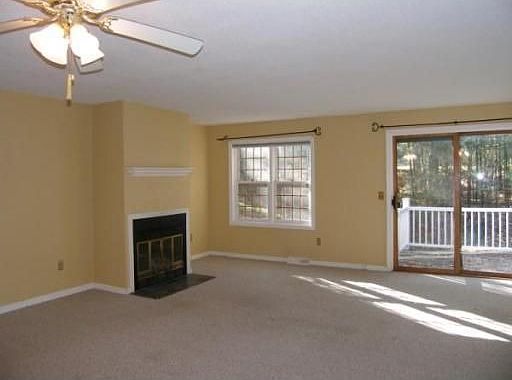 4th image of 61 Laurelwood Dr