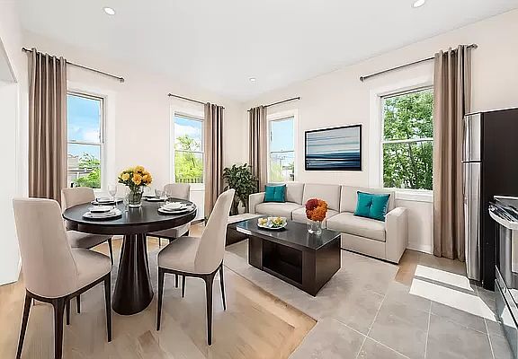 2nd image of 328 Nassau Ave #5