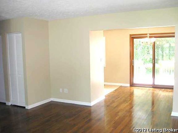 5th image of 10015 East Ave