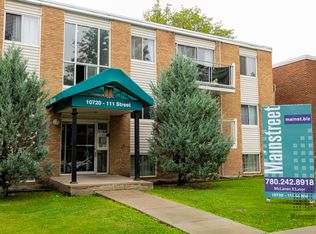 10720 111th St NW, Edmonton, AB T5H3G3