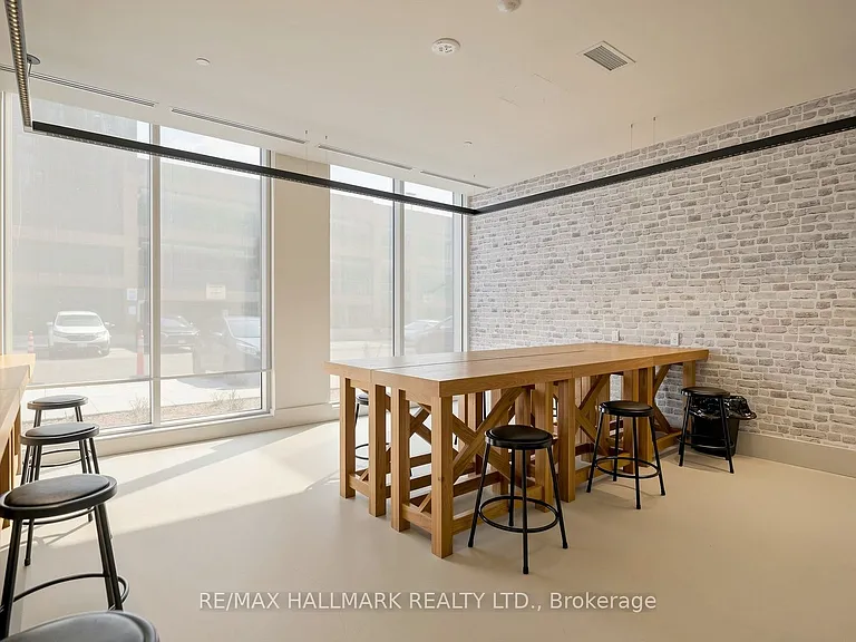 2545 Simcoe St N #1119 — Photo 38