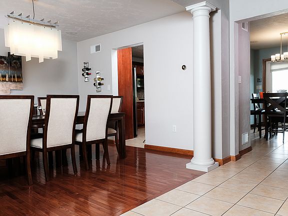 5th image of 12515 Carmichael Cir
