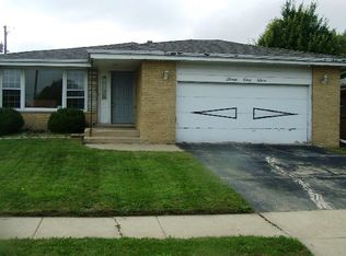 312 Calhoun Ave, Calumet City, IL 60409