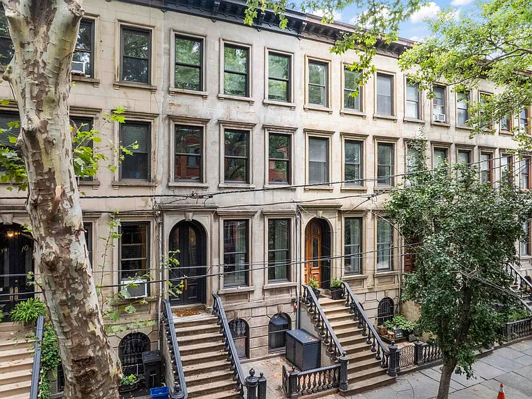 8 Paulmier Pl — Photo 2