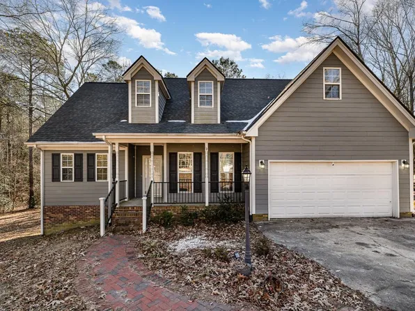 304 Monterey Ct, Benson, NC 27504