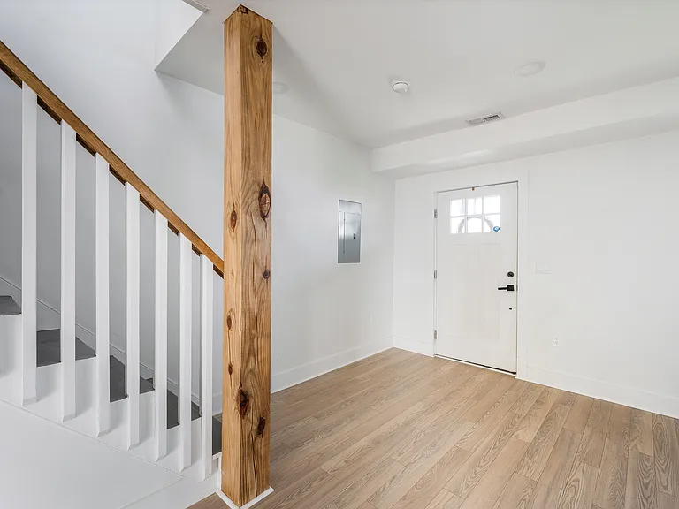 86 Polk St — Photo 6