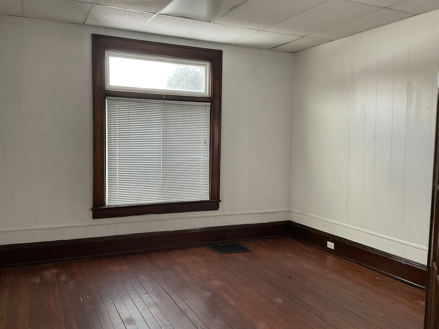 623 W Washington Blvd - Unit 3 — Photo 4
