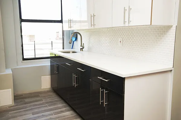 Rented by Norman Raindel, LREB | media 19