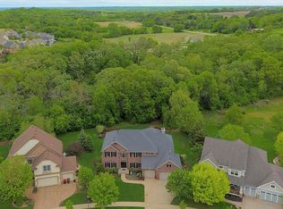 11054 Sweetwater Path, Woodbury, MN 55129