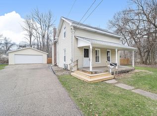 432 N Sherwood Ave, Plainwell, MI 49080