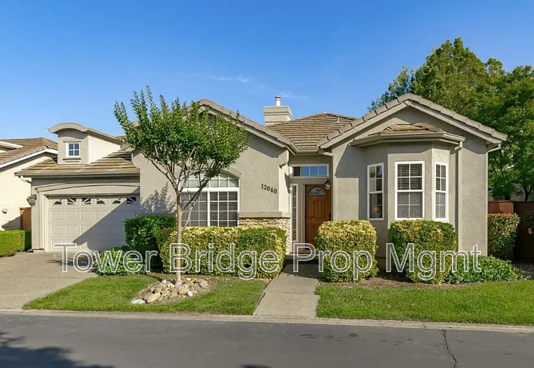 12040 Gold Pointe Ln — Photo 1
