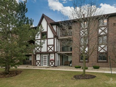 10521 S Roberts Rd, Palos Hills, IL, 60465