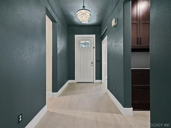 5th image of 98 Rancho Sol St