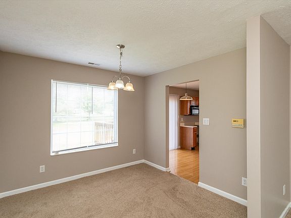 4th image of 11138 Winterwood Dr
