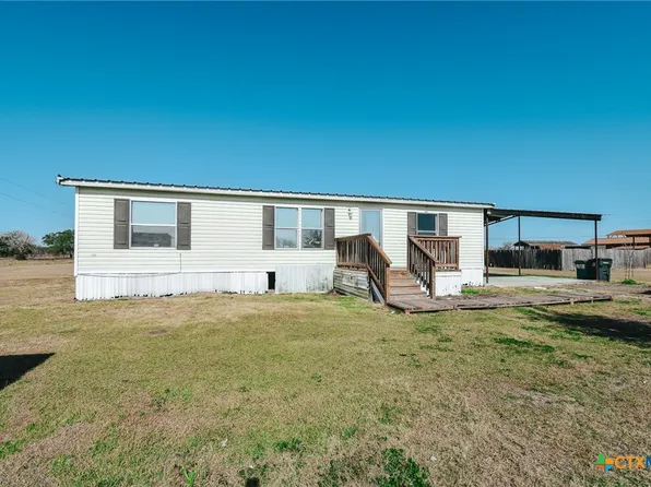 413 West Oaks, Victoria, TX 77905