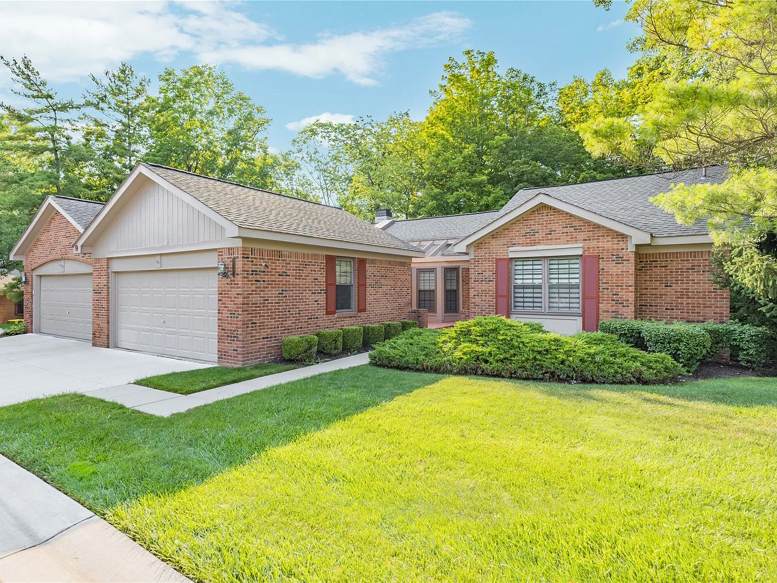 3 bed, 3.0 bath, 1448 sqft, $3,000 — Photo 1