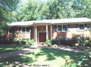 9029 Charles Augustine Dr, Alexandria, VA 22308