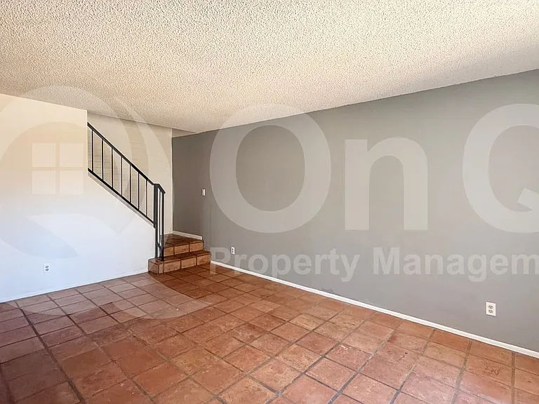 4604 E Riverside St — Photo 7