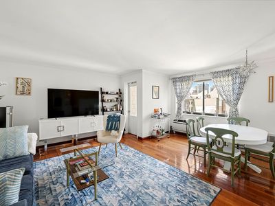 85 8th Ave APT 6W, New York, NY, 10011