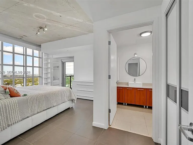 3301 NE 1st Ave #H2807 — Photo 2