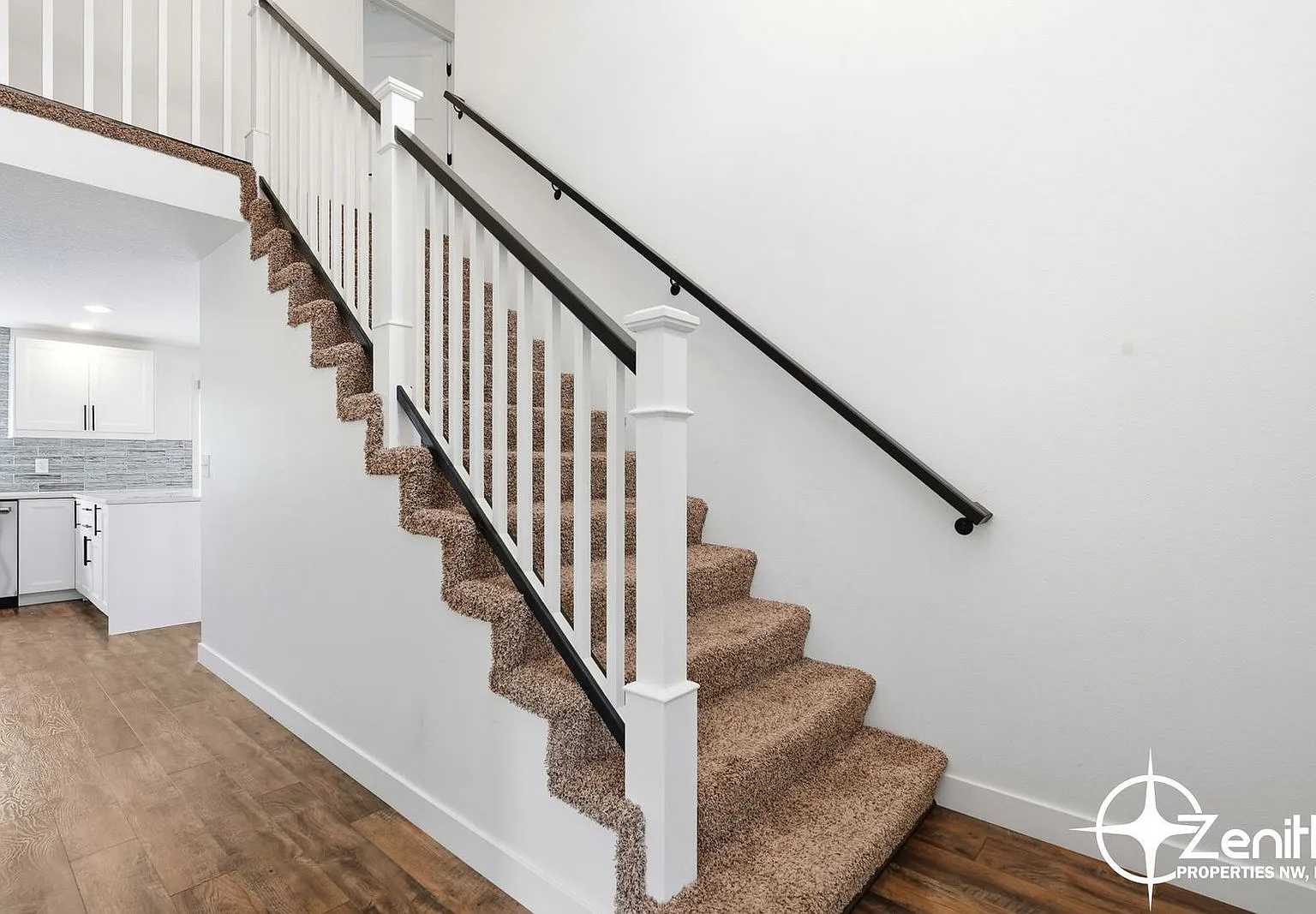 4 bed, 2.5 bath, 2441 sqft, $3,450 — Photo 4