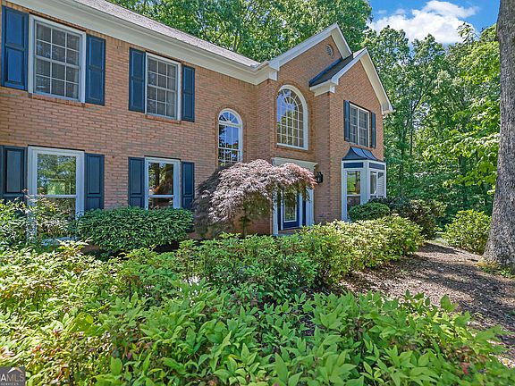 3rd image of 4616 Astible Cir NW