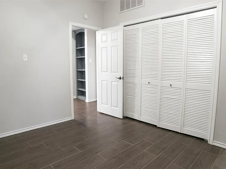 4104 N Hall St #331 — Photo 11